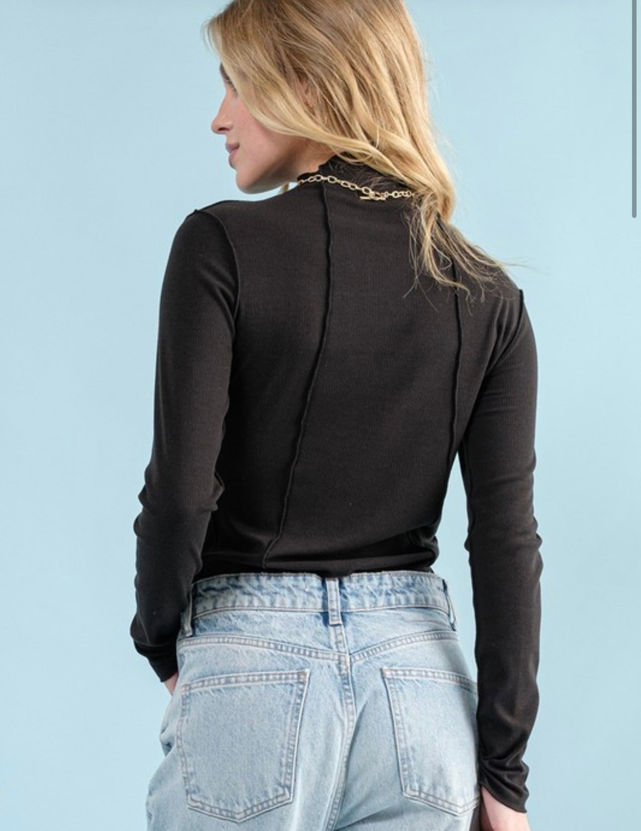 Ribbed everyday top in black