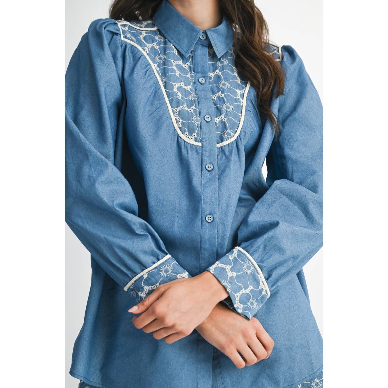 EMBROIDERED BLOUSE