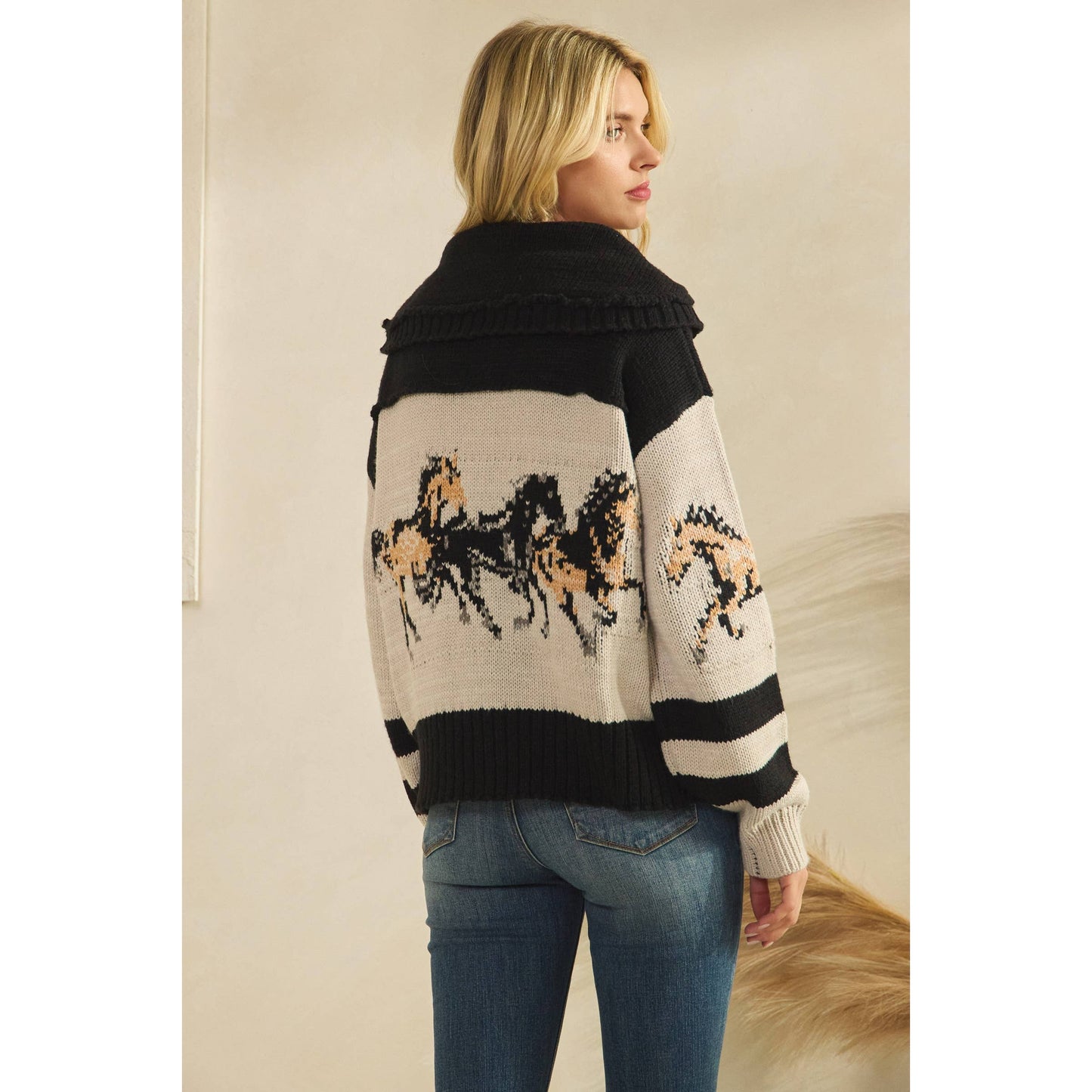 Sweater with Horse Print