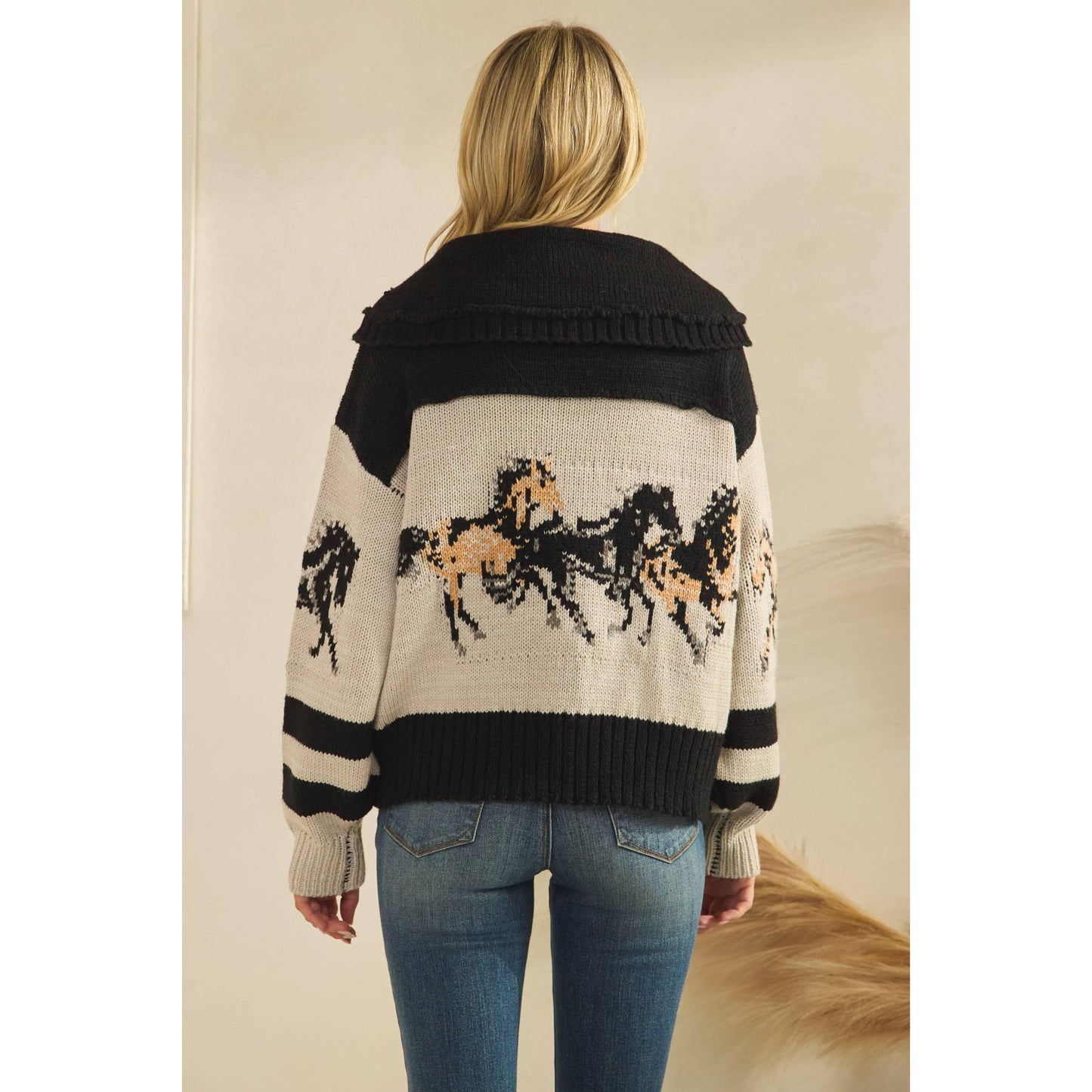 Sweater with Horse Print