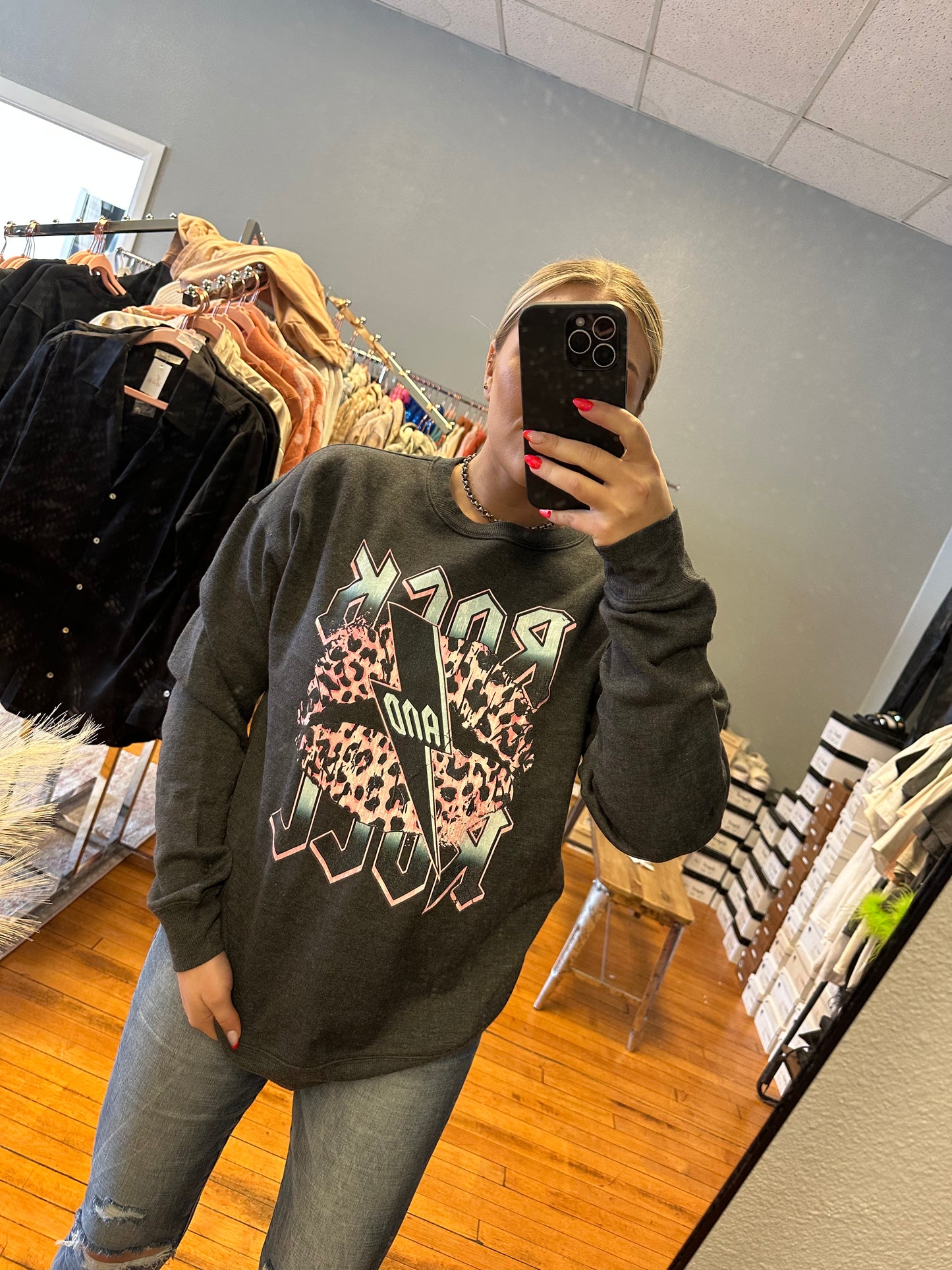 Rock and roll sweatshirt cheetah